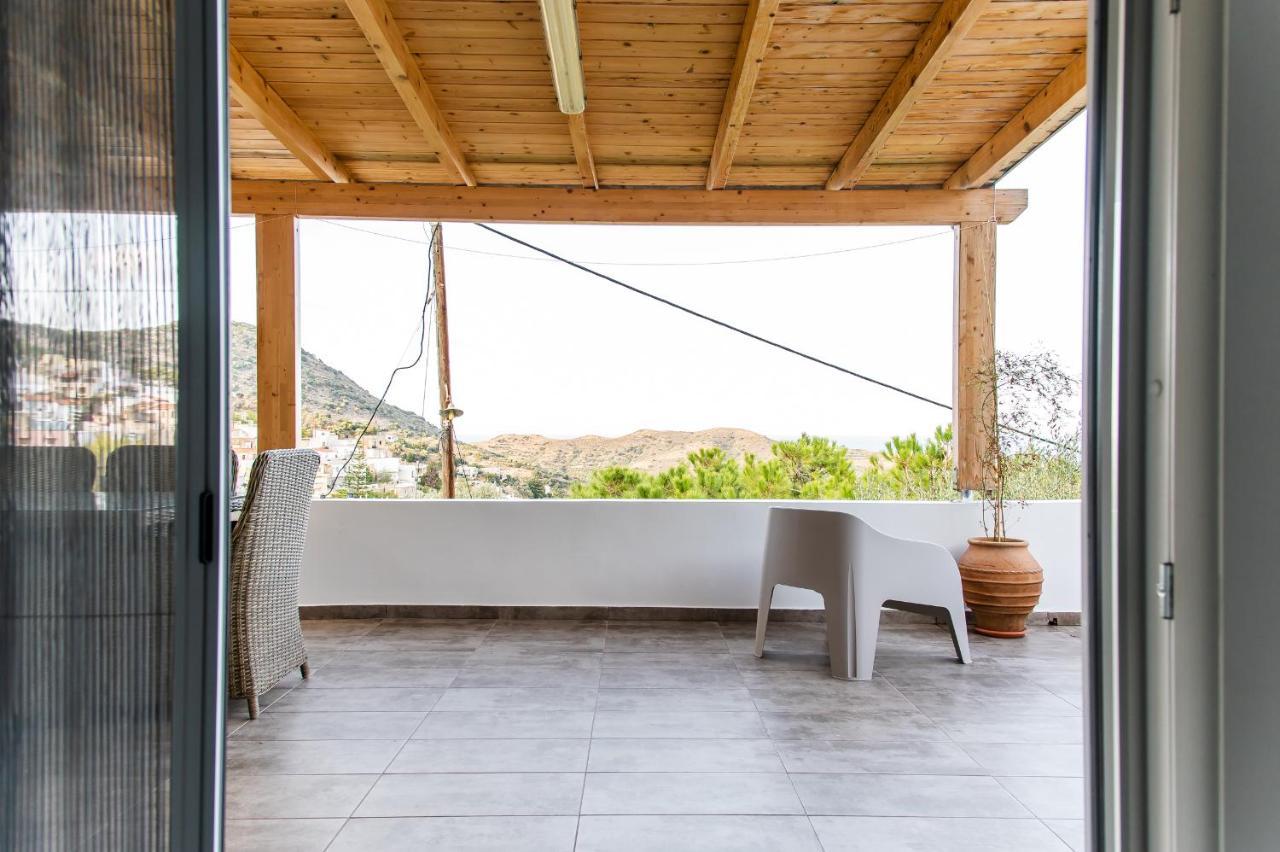 Chic & Spacious House In Rodia Heraklion Exterior photo